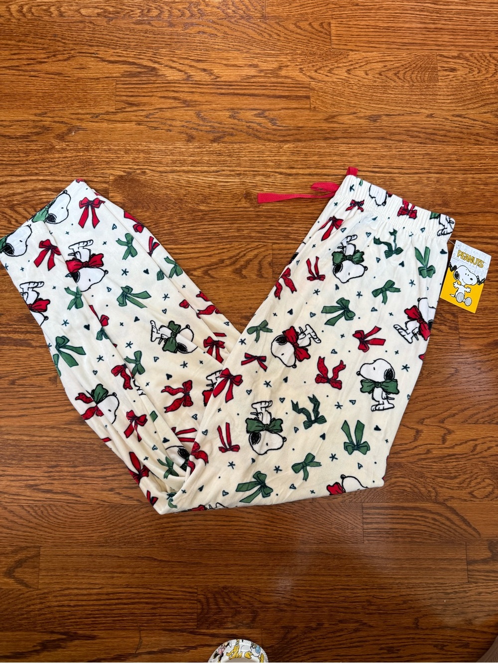 Peanuts Cream Pajama Pants with Snoopy & Holiday Bows